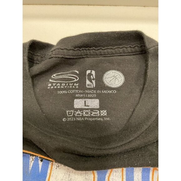 New York Nicks Graphic NBA T-Shirt Size L - Picture 4 of 4